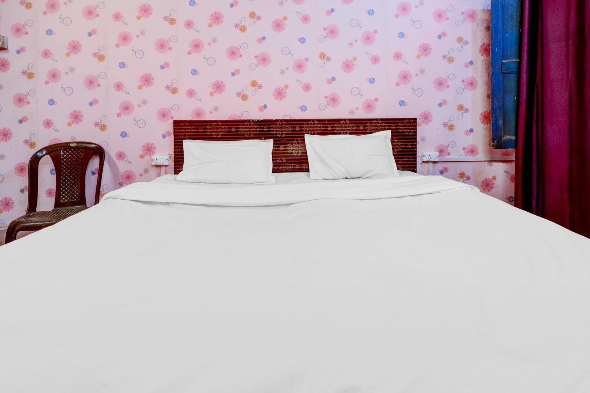 Hotel O Shree Radha Guest House Jhansi Bagian luar foto